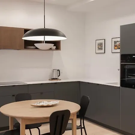 Downtown Getaway Apartments By Prime Rentals IV Kaunas Exterior photo
