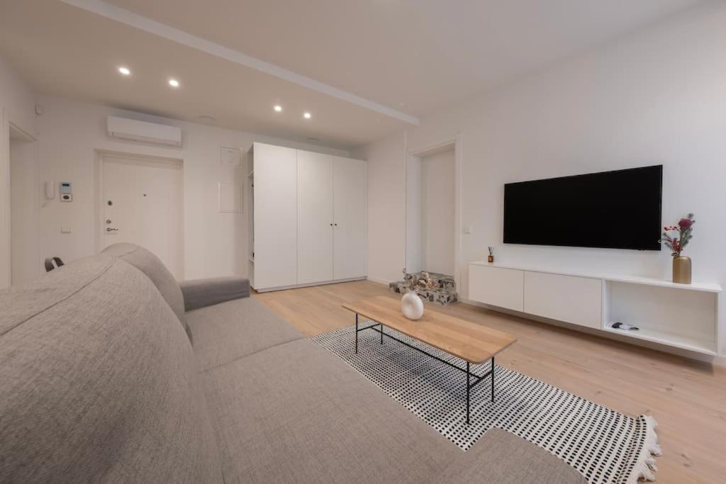 Apartment Downtown Getaway By Prime Iv *